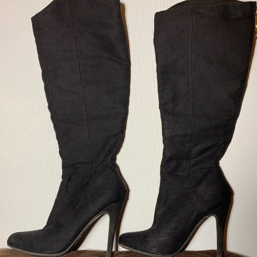 Black knee high heel boots